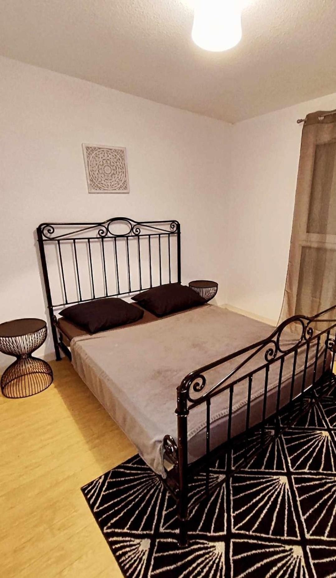 Joli Appartement Avignon Extérieur photo